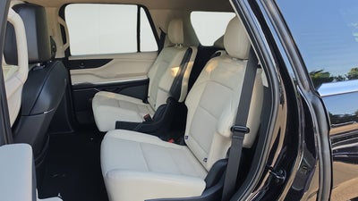 2027 Lincoln Navigator Premiere