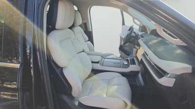 2027 Lincoln Navigator Premiere