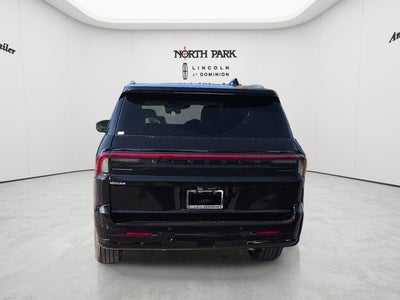 2027 Lincoln Navigator Premiere
