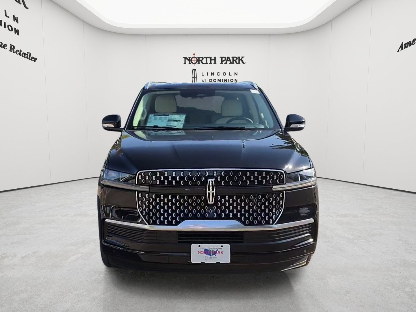 2027 Lincoln Navigator Premiere