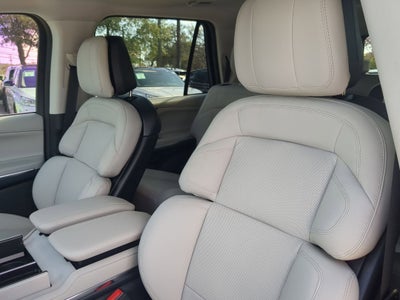 2026 Lincoln Navigator Premiere