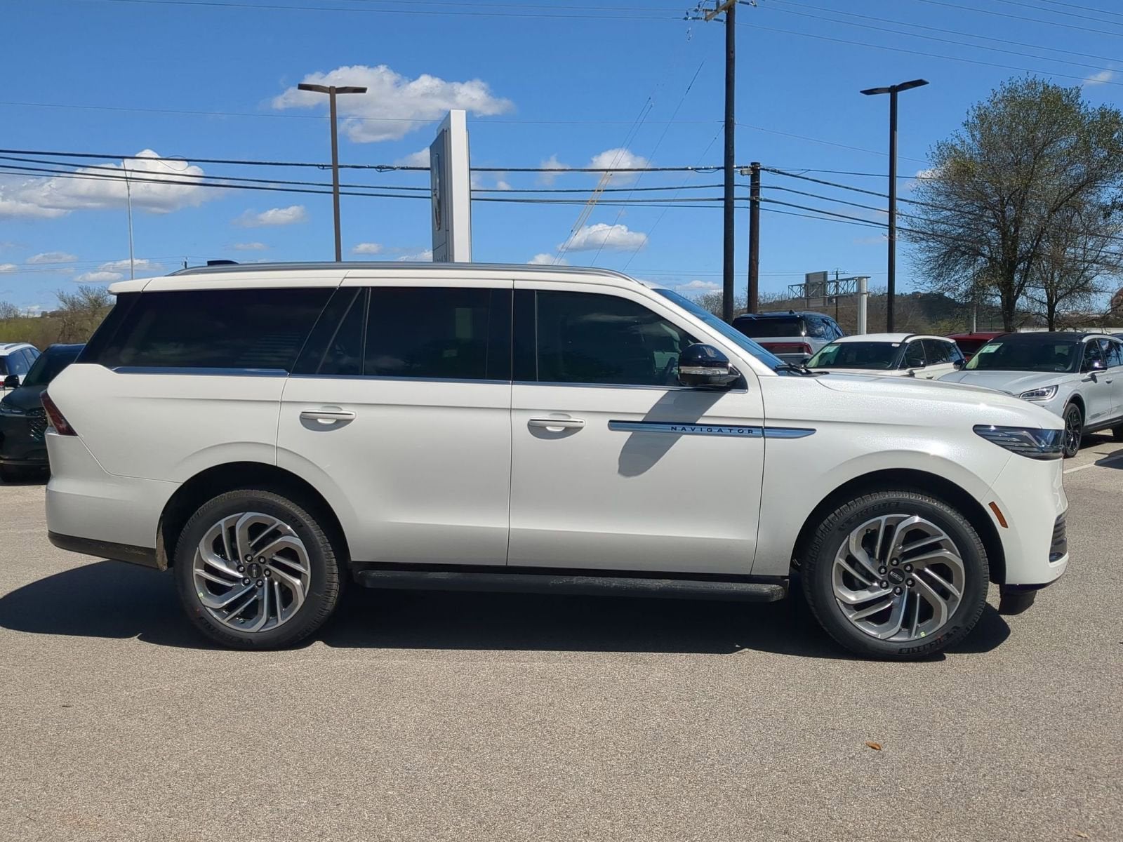 2026 Lincoln Navigator Premiere