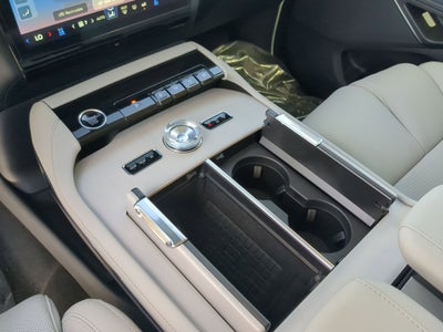 2026 Lincoln Navigator Premiere