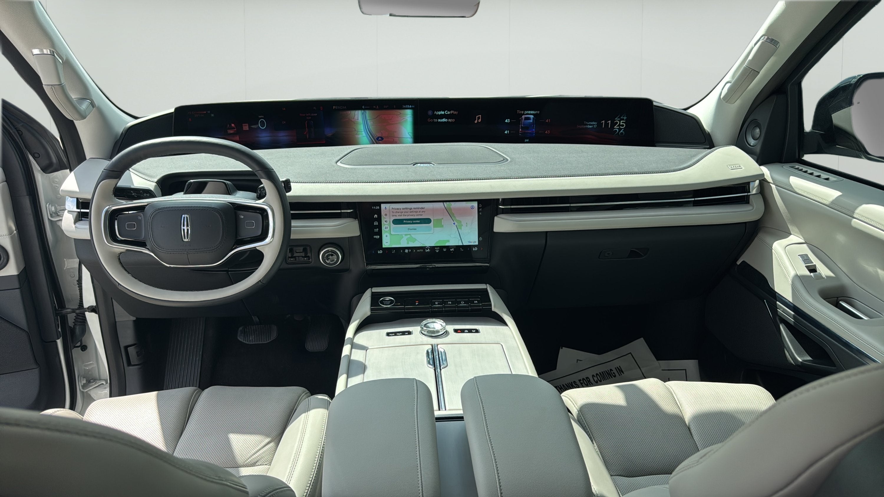2026 Lincoln Navigator *Custom Wrap* Premiere