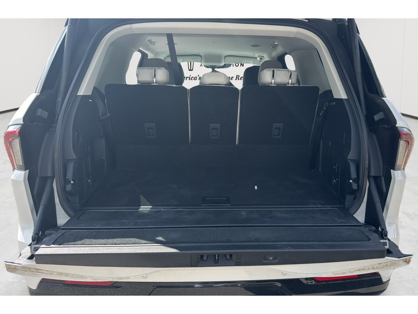 2026 Lincoln Navigator *Custom Wrap* Premiere