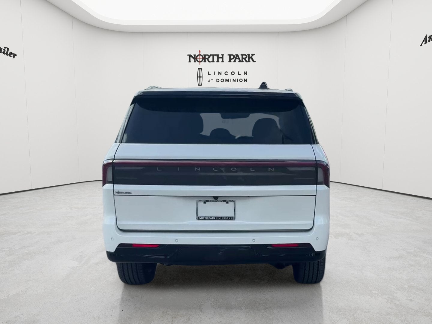 2026 Lincoln Navigator *Custom Wrap* Premiere