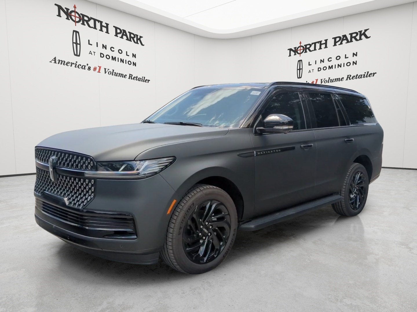 2026 Lincoln Navigator *Custom Wrap* Premiere