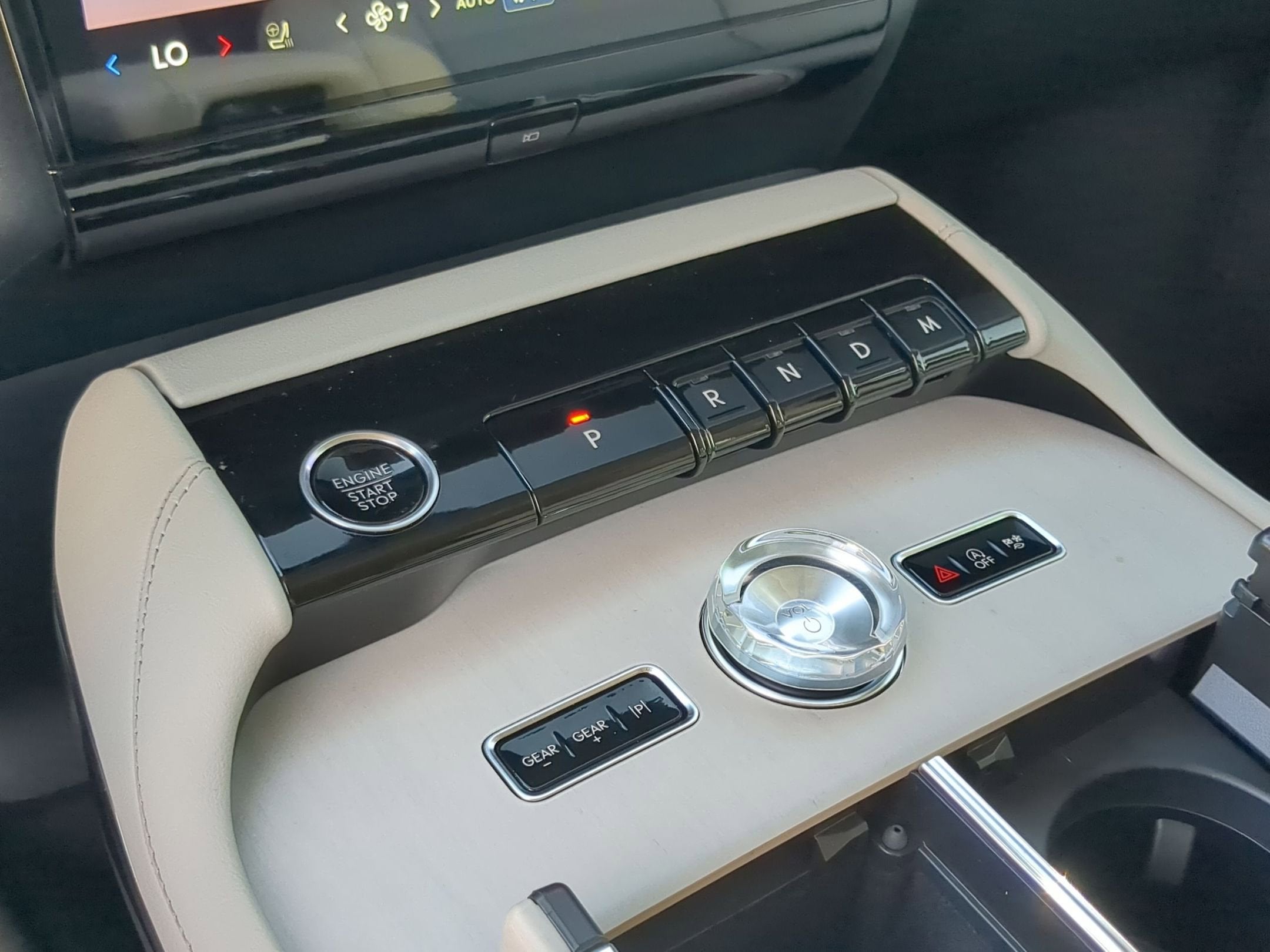 2026 Lincoln Navigator Premiere