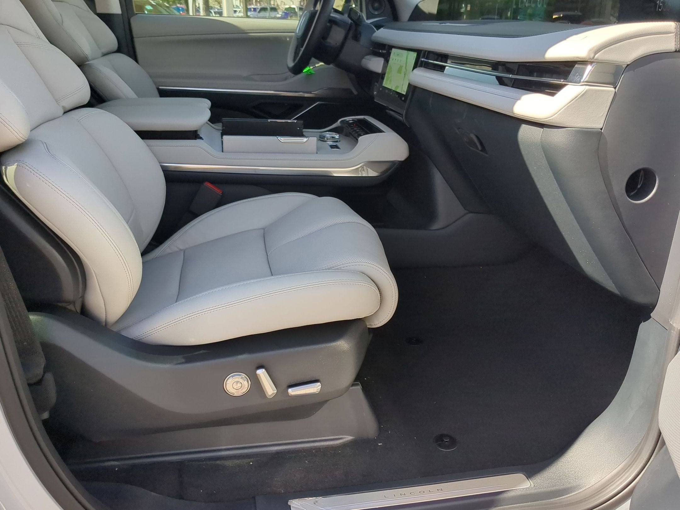 2026 Lincoln Navigator Premiere