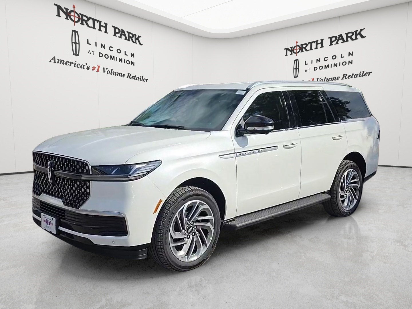 2027 Lincoln Navigator Premiere