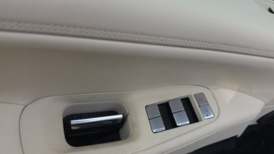 2027 Lincoln Navigator Premiere