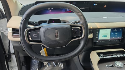 2027 Lincoln Navigator Premiere