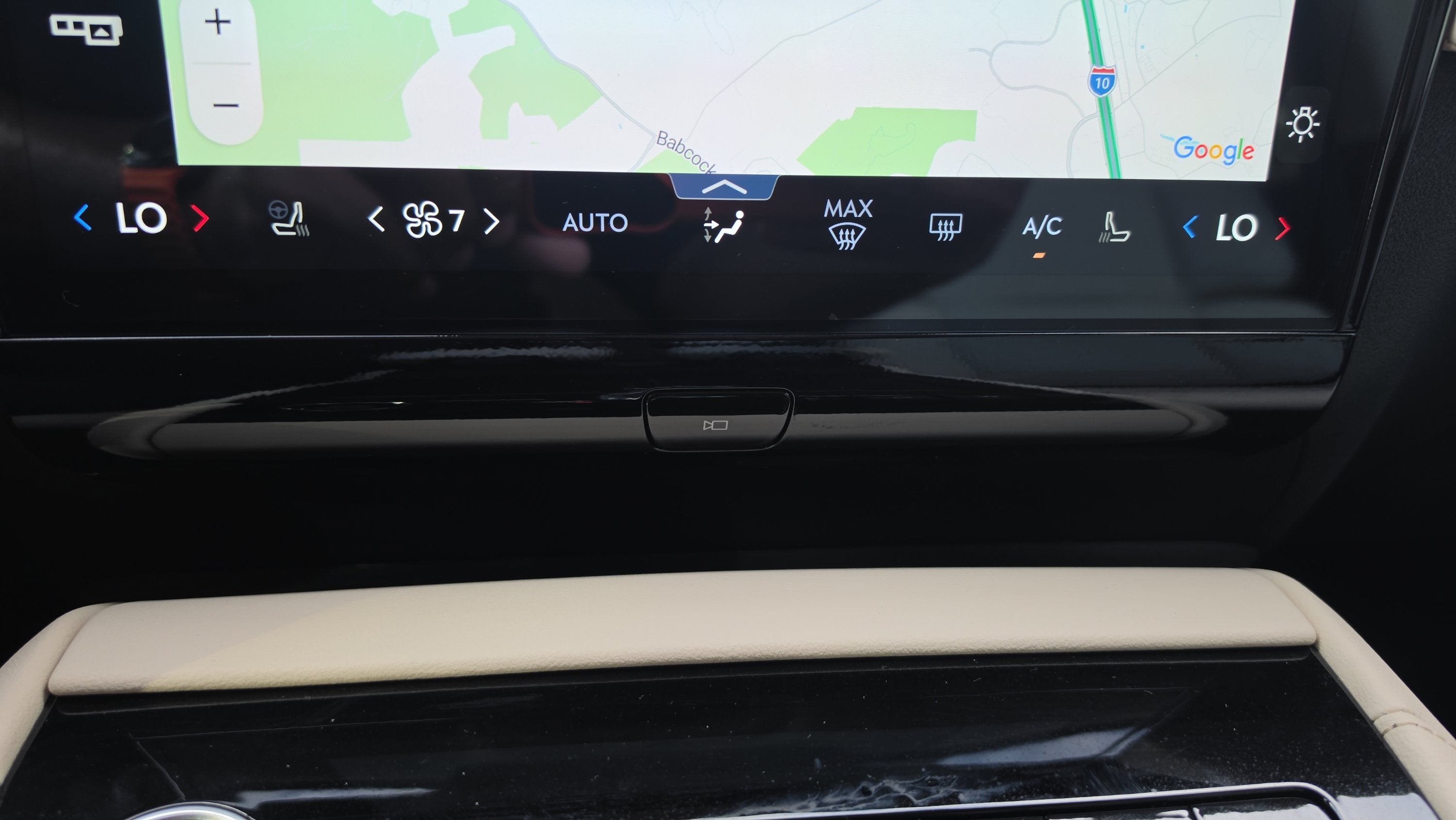 2027 Lincoln Navigator Premiere