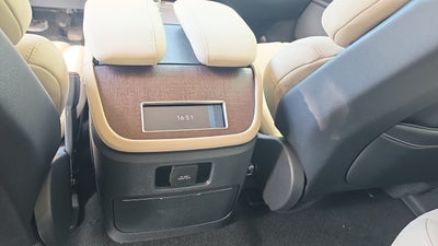 2027 Lincoln Navigator Premiere