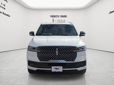 2027 Lincoln Navigator Premiere