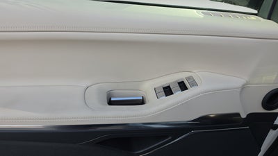 2027 Lincoln Navigator Premiere