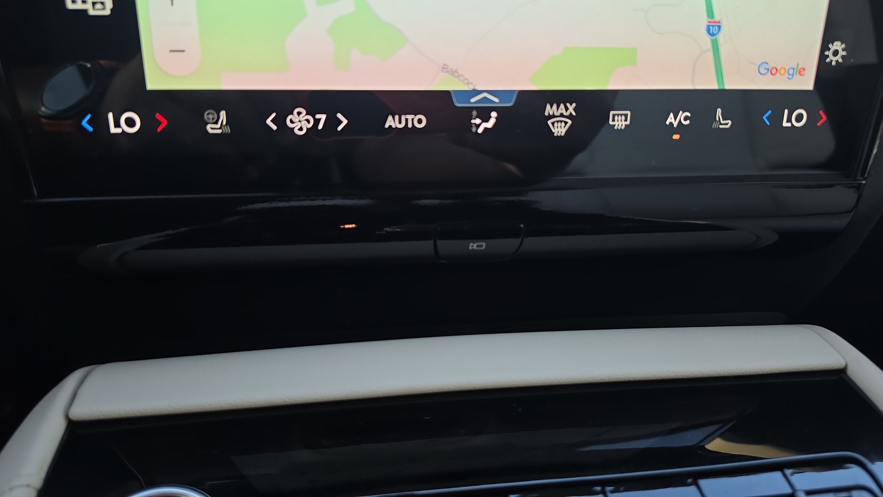 2027 Lincoln Navigator Premiere