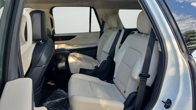 2027 Lincoln Navigator Premiere