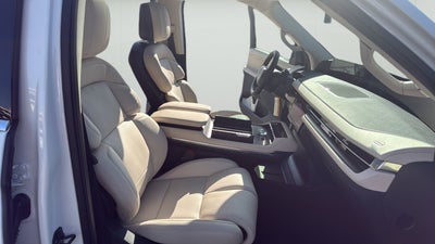 2027 Lincoln Navigator Reserve