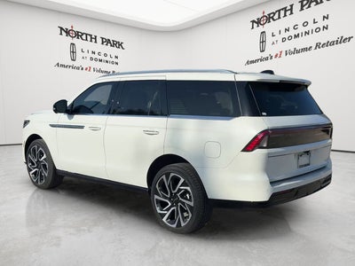 2027 Lincoln Navigator Reserve