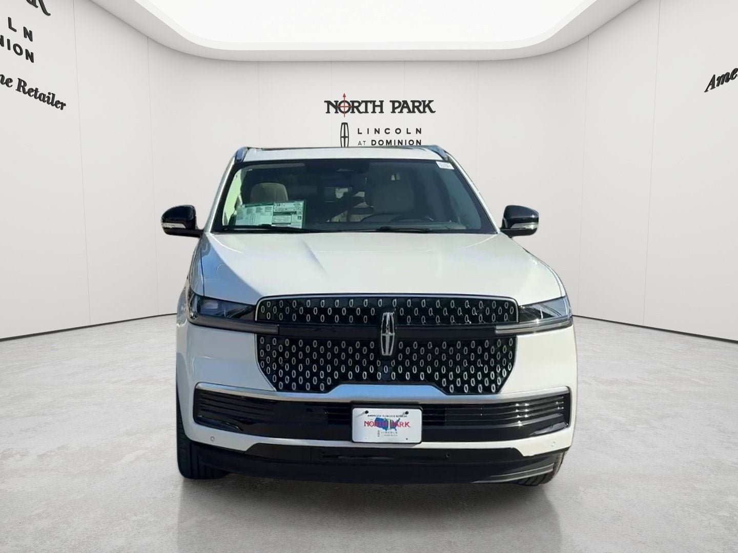 2027 Lincoln Navigator Reserve