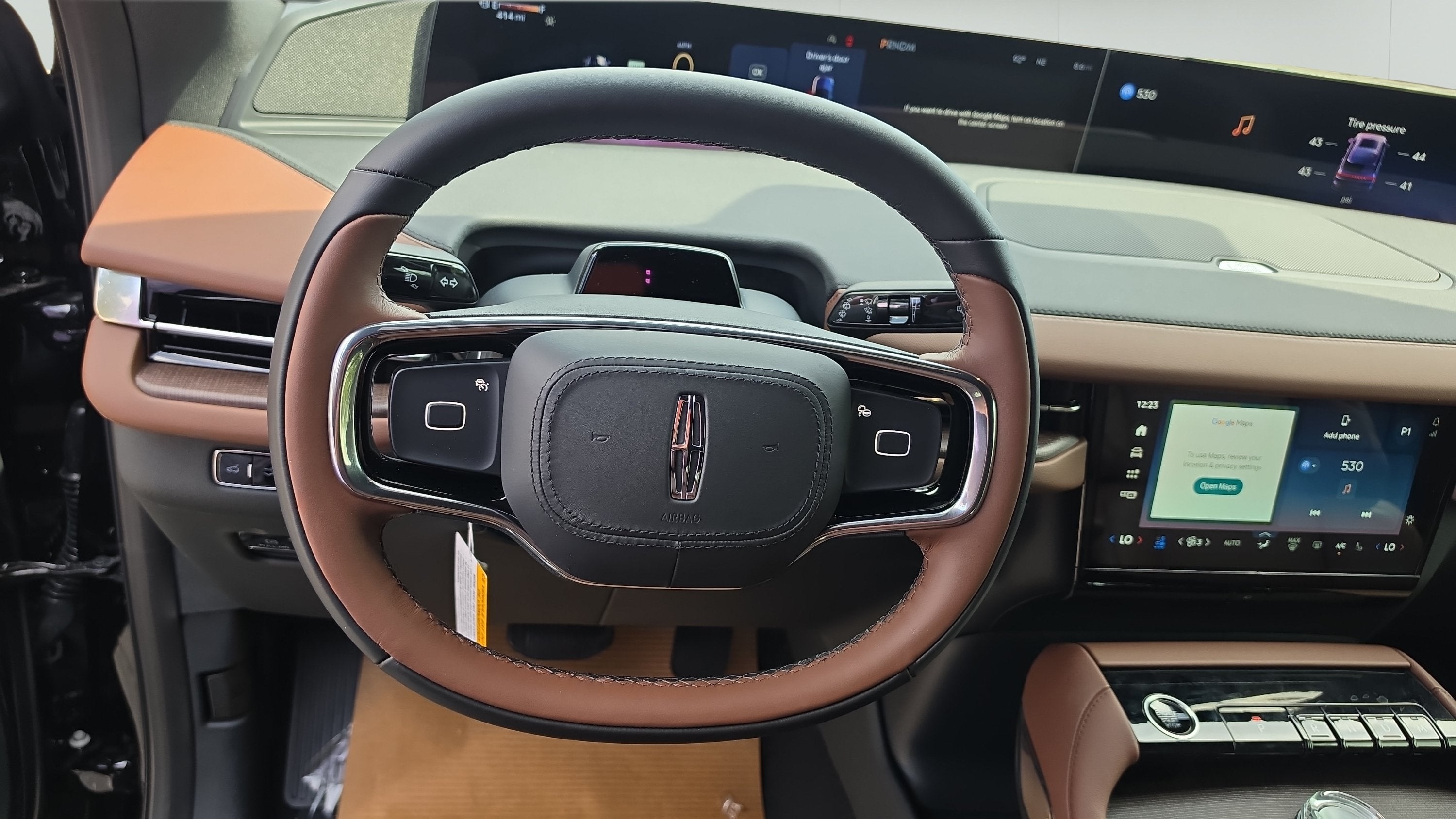 2027 Lincoln Navigator Reserve
