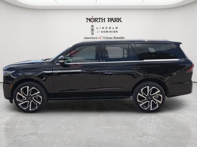 2027 Lincoln Navigator Reserve
