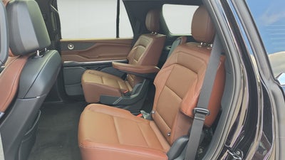 2027 Lincoln Navigator Reserve