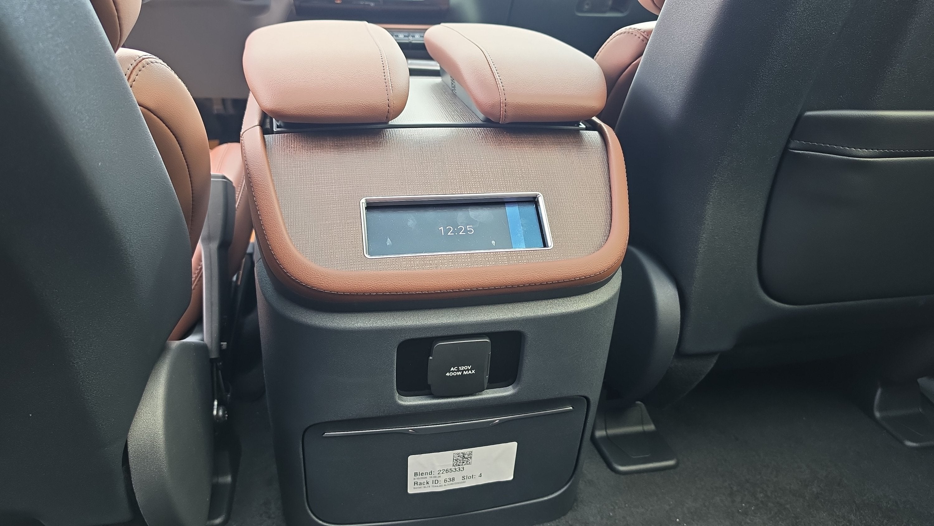 2027 Lincoln Navigator Reserve
