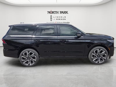2027 Lincoln Navigator Reserve