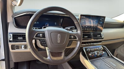 2023 Lincoln Navigator L Reserve