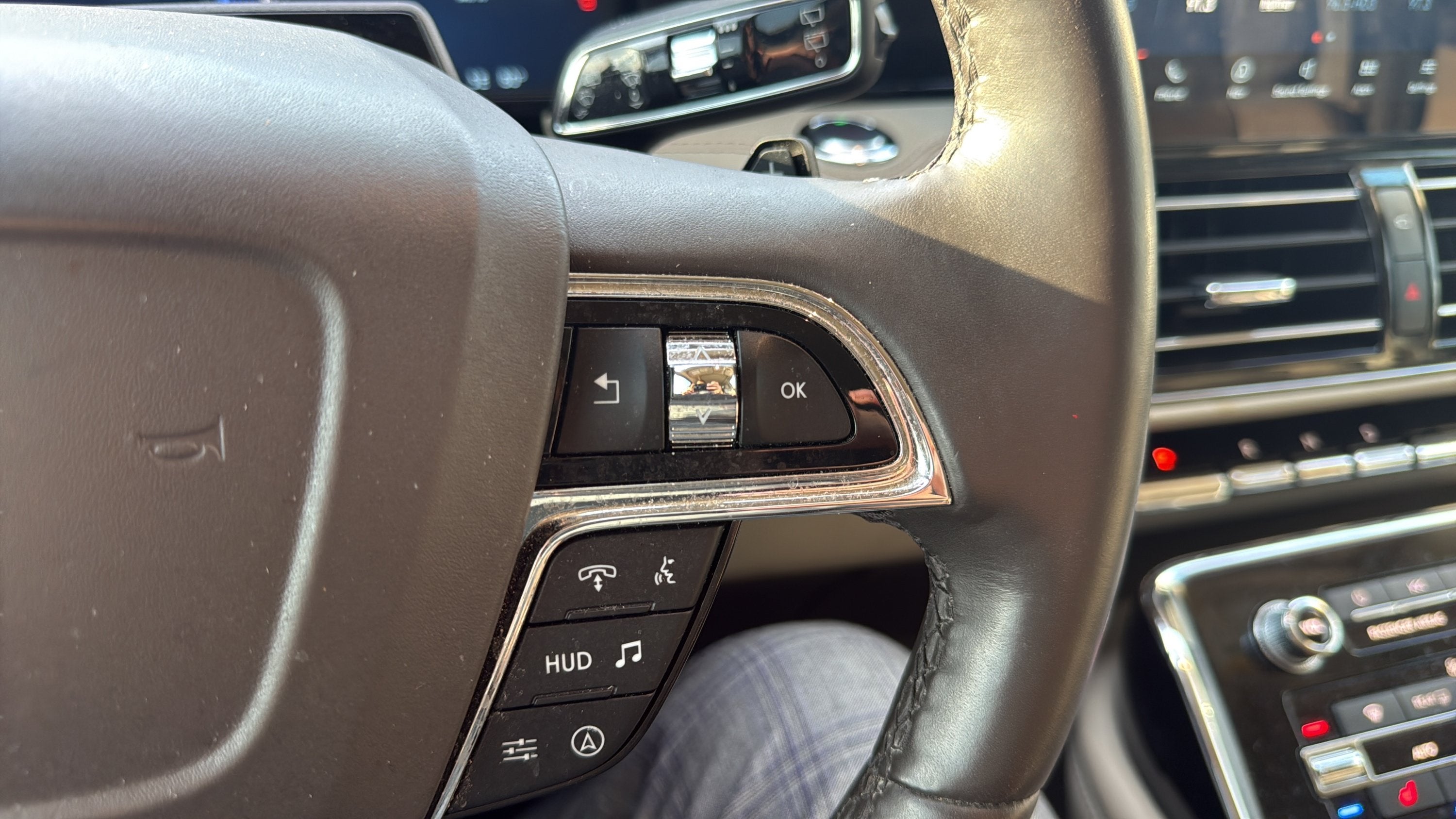 2023 Lincoln Navigator L Reserve
