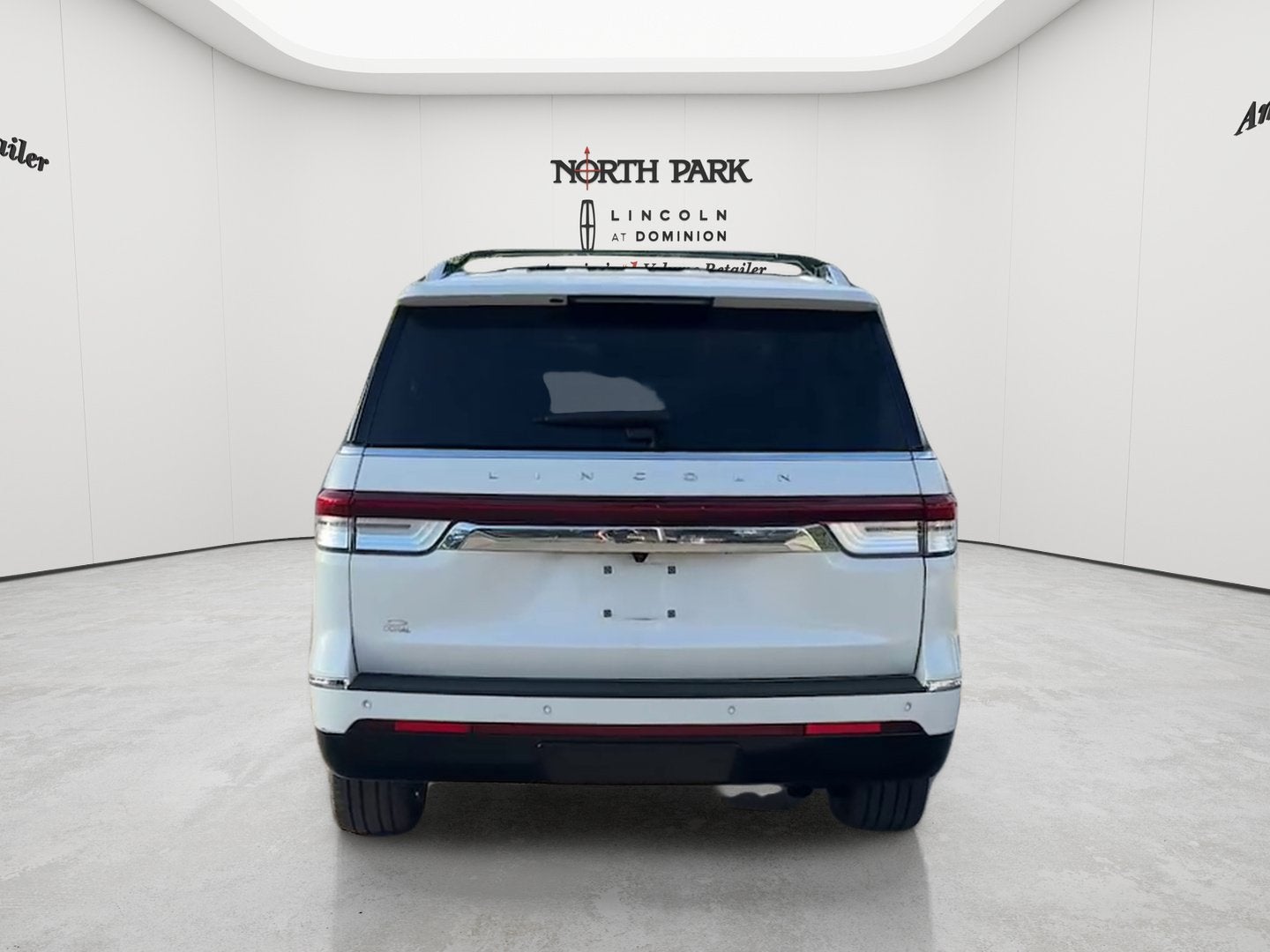 2023 Lincoln Navigator L Reserve