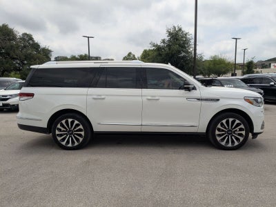 2023 Lincoln Navigator L Reserve