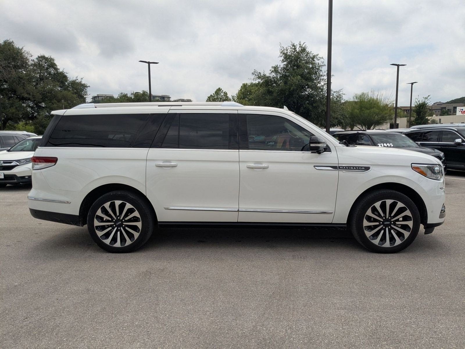 2023 Lincoln Navigator L Reserve