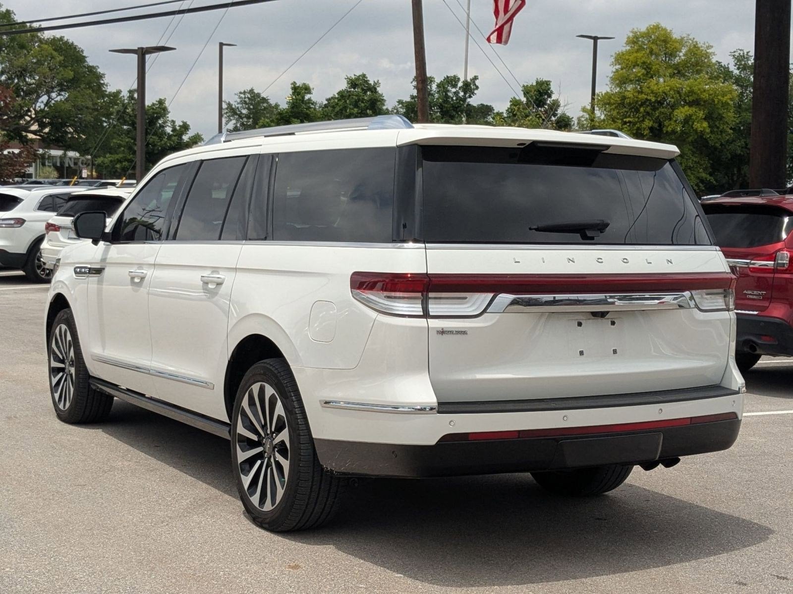 2023 Lincoln Navigator L Reserve
