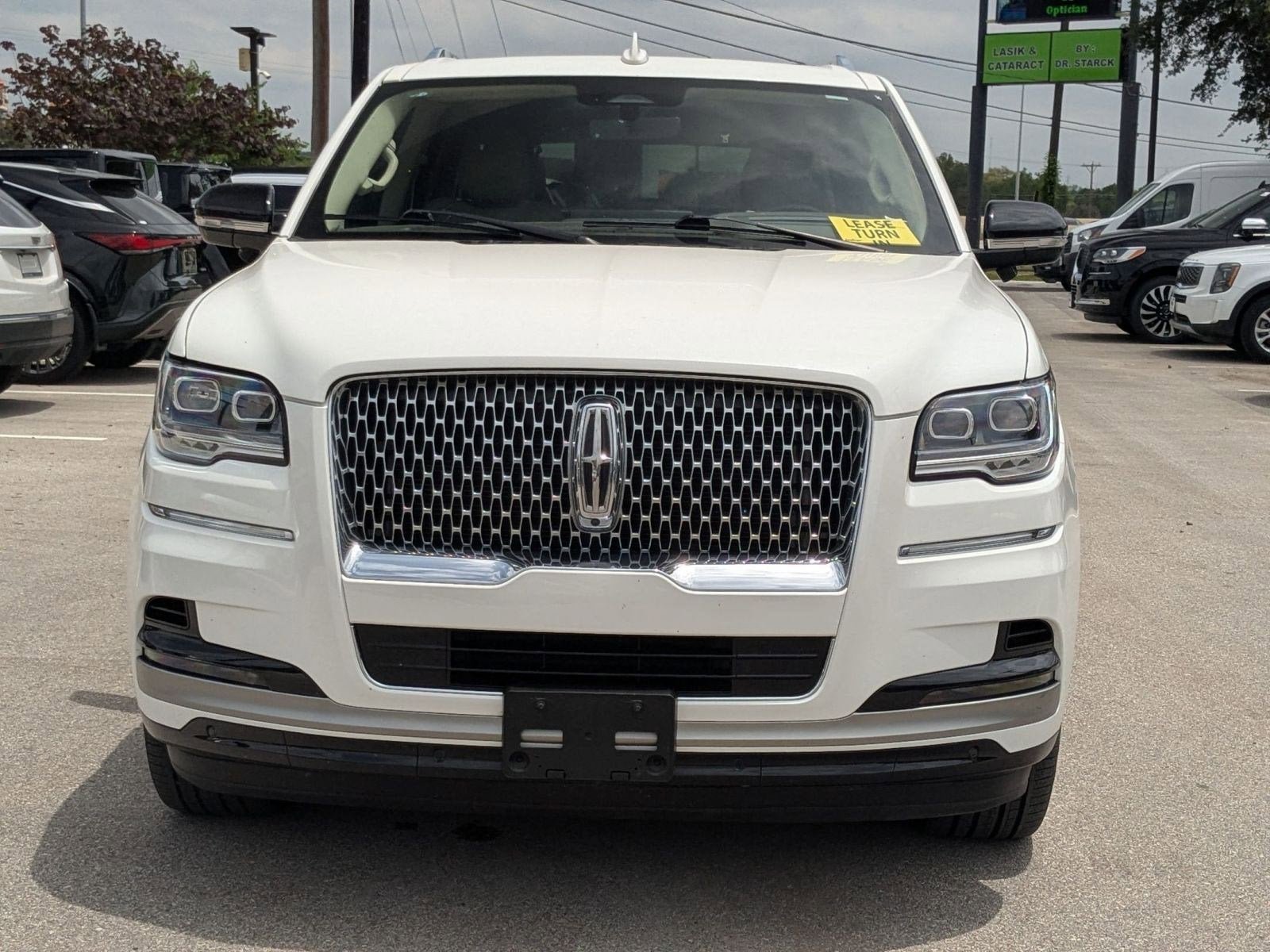 2023 Lincoln Navigator L Reserve
