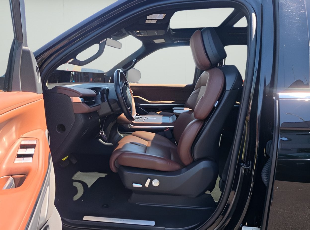 2025 Lincoln Navigator L Reserve