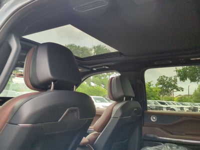 2026 Lincoln Navigator L Reserve