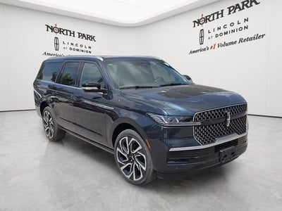 2026 Lincoln Navigator L Reserve