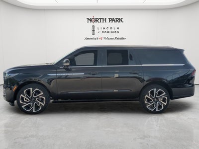 2026 Lincoln Navigator L Reserve