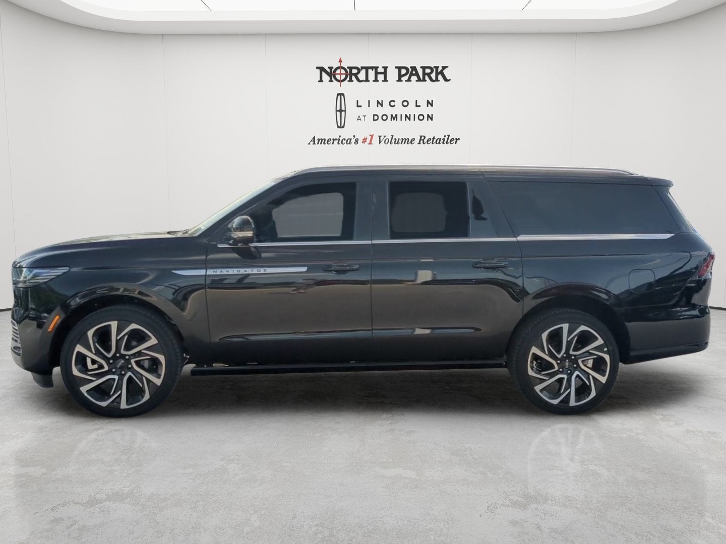 2026 Lincoln Navigator L Reserve