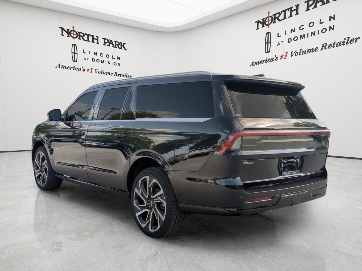 2026 Lincoln Navigator L Reserve