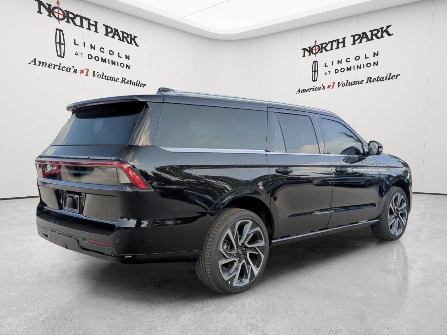 2026 Lincoln Navigator L Reserve