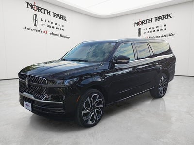 2027 Lincoln Navigator L Reserve