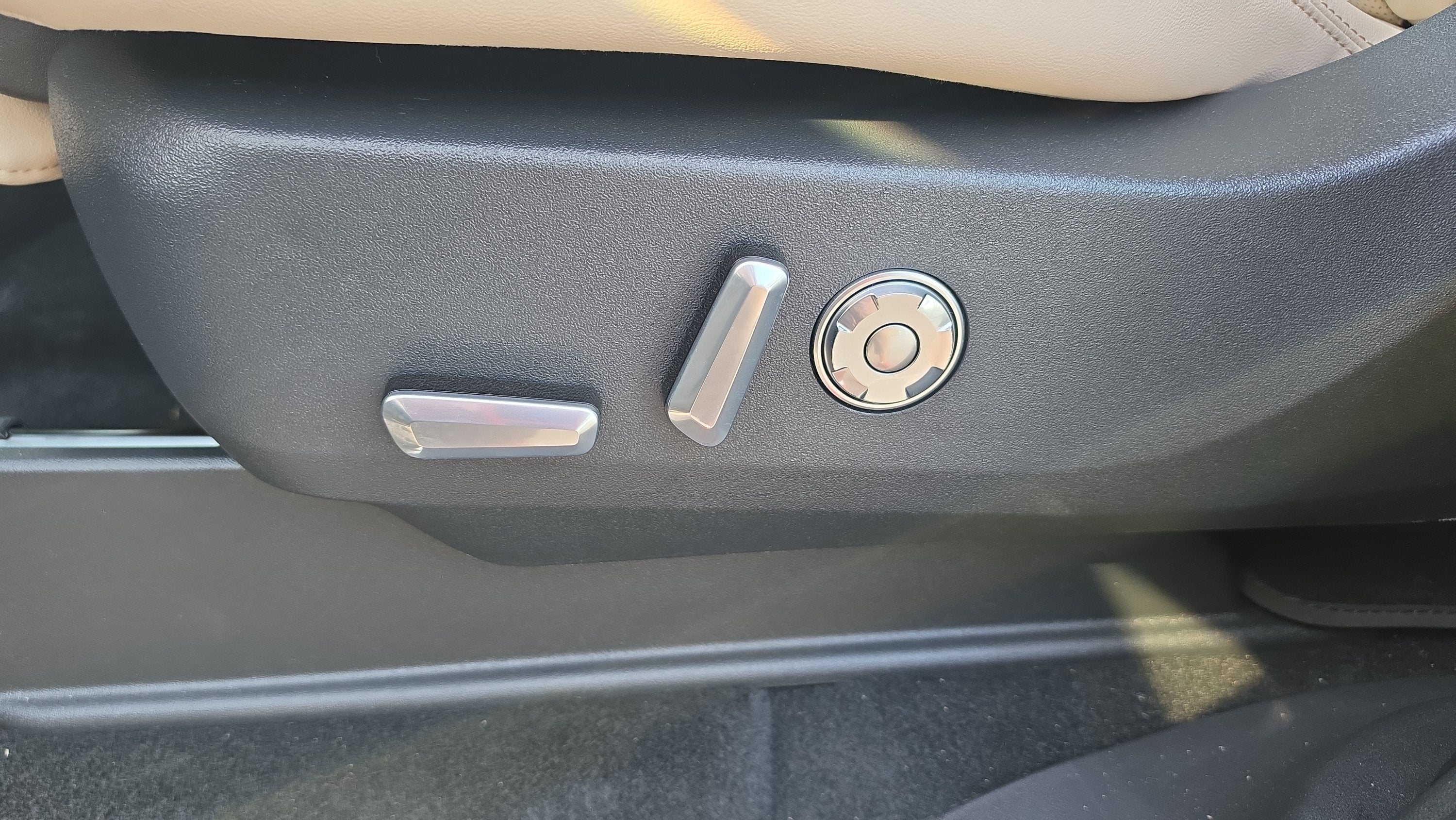 2027 Lincoln Navigator L Reserve