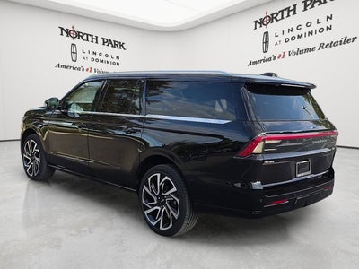 2027 Lincoln Navigator L Reserve