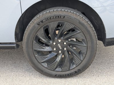 2025 Lincoln Navigator L Reserve