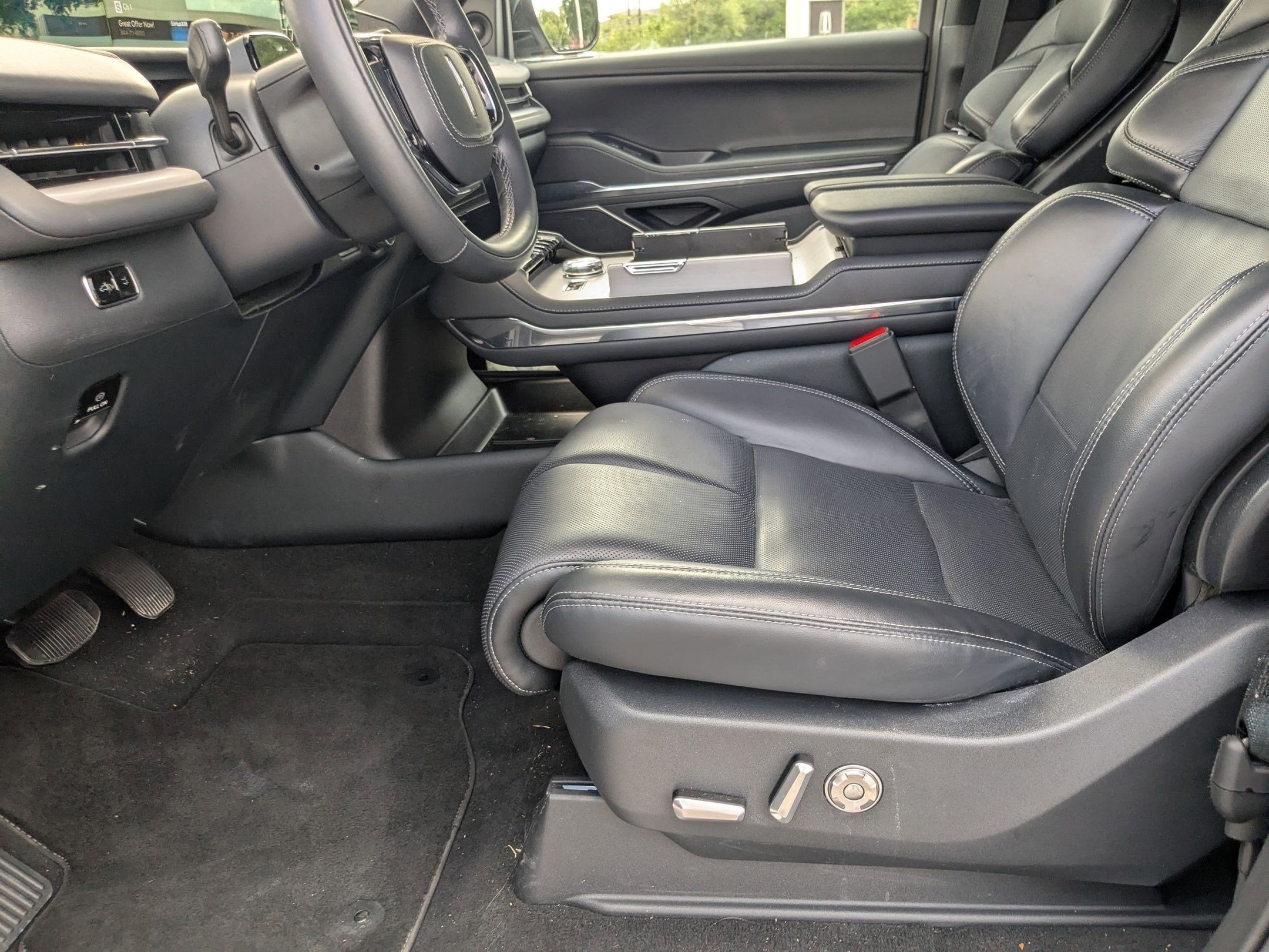 2025 Lincoln Navigator L Reserve