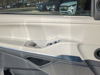 2025 Lincoln Navigator L Reserve